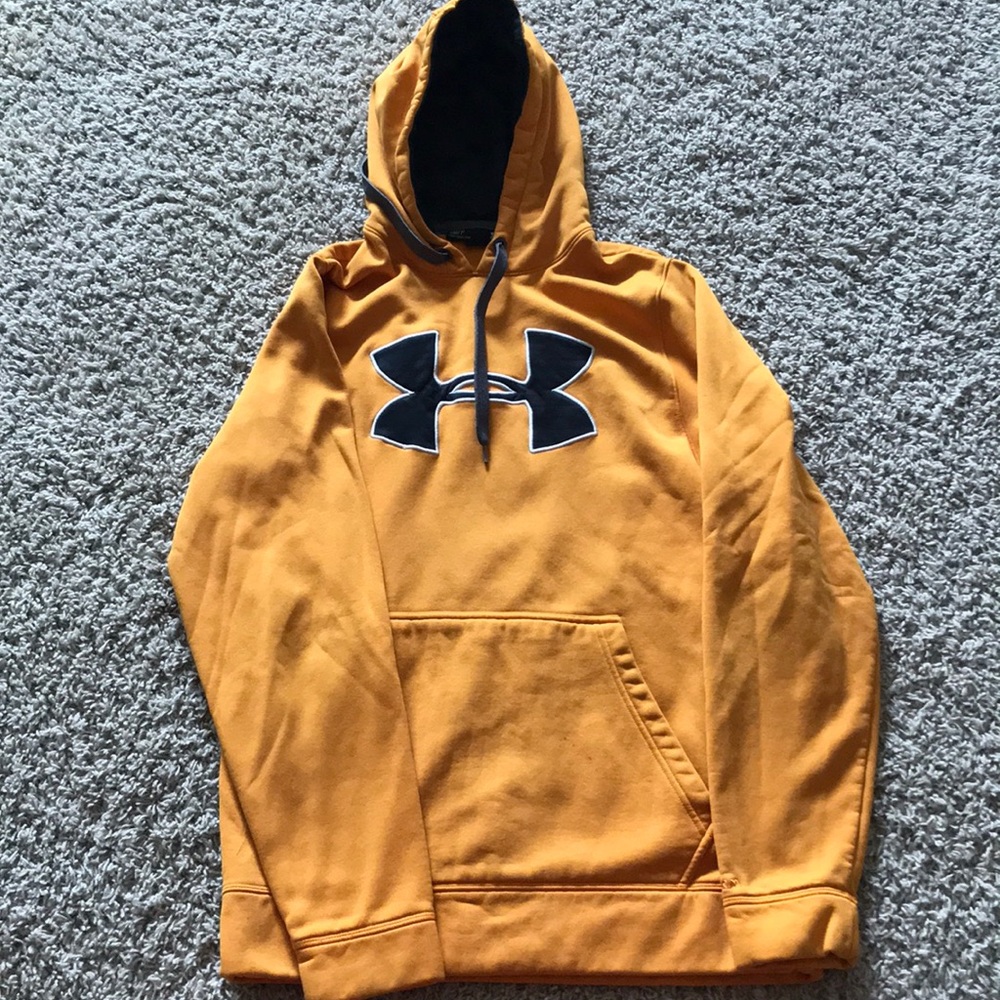 UA storm sweatshirt
